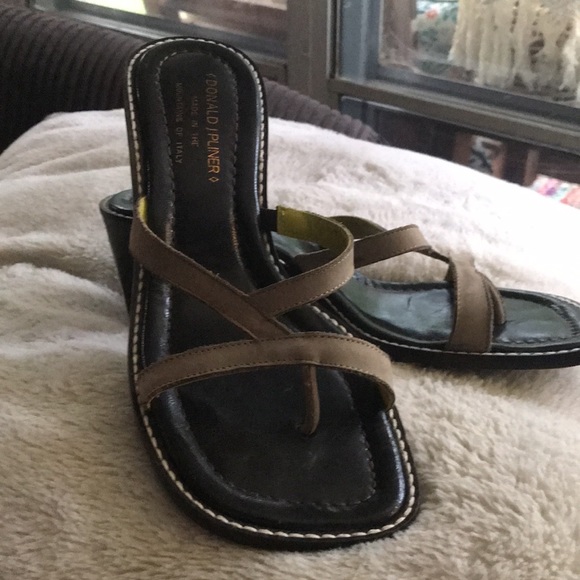 Donald J Pliner Strappy Heeled Sandals - Picture 13 of 13